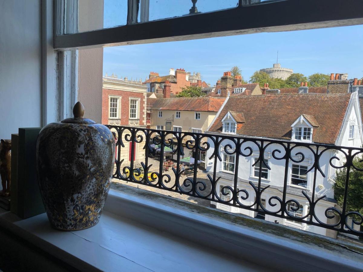 Letting Serviced Apartments - Guards View, Windsor Exterior photo